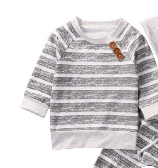 Conjunto de bebé conjunto casual de tres piezas con estampado de rayas