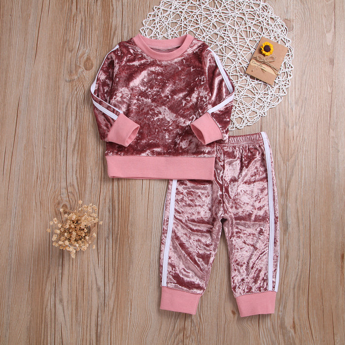 Set di vestiti traspiranti Carino moda O-Collo manica lunga Felpa in velluto dorato Pantaloni Abiti morbidi Set di tute per neonate