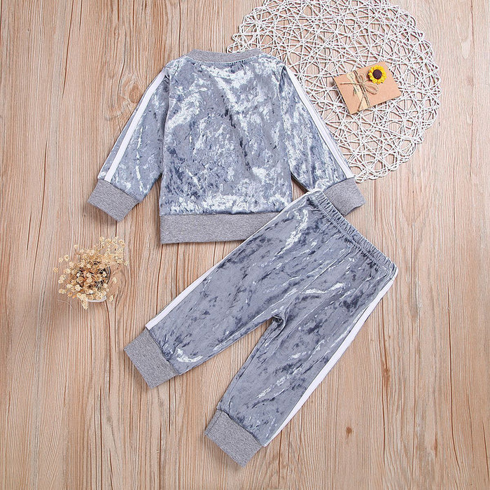 Set di vestiti traspiranti Carino moda O-Collo manica lunga Felpa in velluto dorato Pantaloni Abiti morbidi Set di tute per neonate