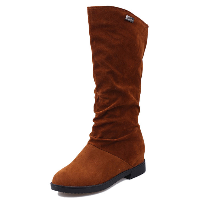 Botas de forro polar y realce interior de color puro.