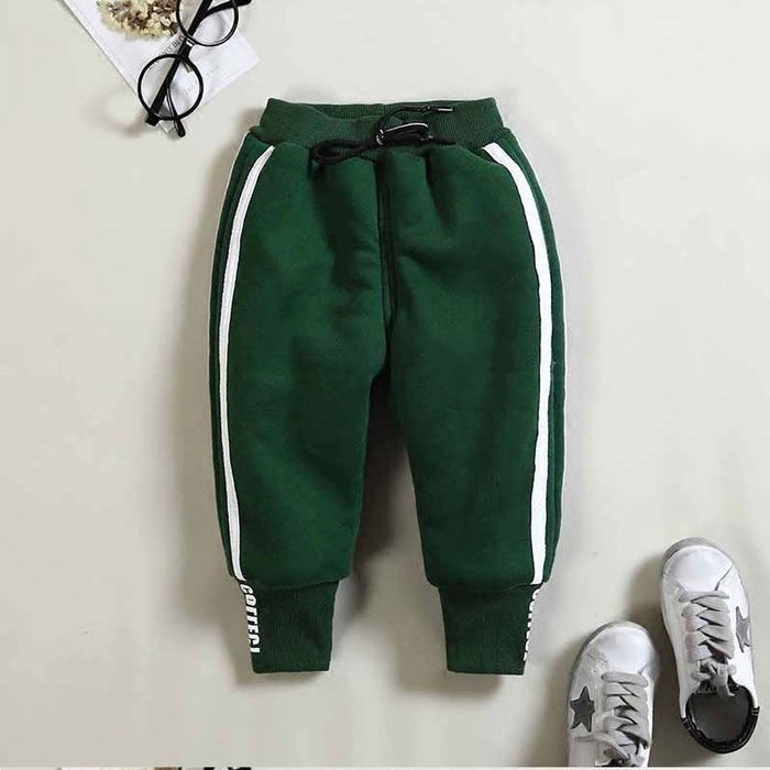 Ropa de invierno para bebé más pantalones de terciopelo.