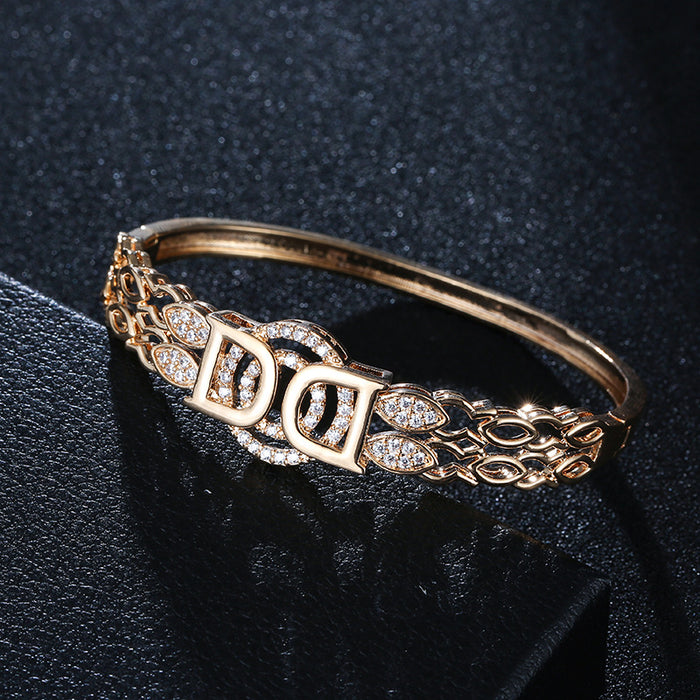 Exquisite Ladies High-End Bracelet Ring