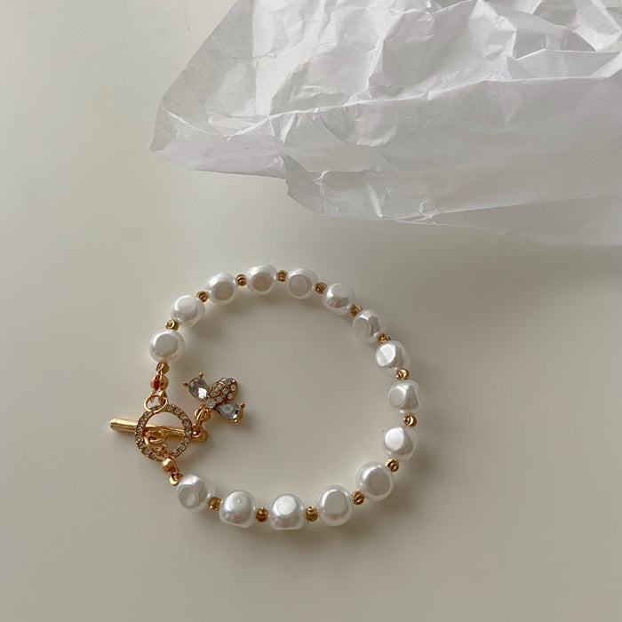 Classic Exquisite Fashion Natural Stone Pearls Bracelet with Pendant Cuff Bracelet for Woman