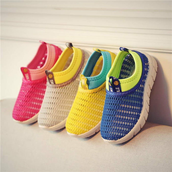 Zapatillas de tenis para niños.