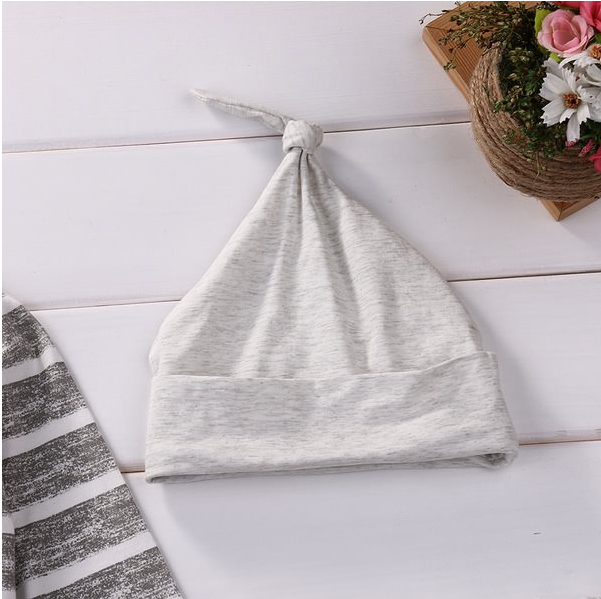 Conjunto de bebé conjunto casual de tres piezas con estampado de rayas