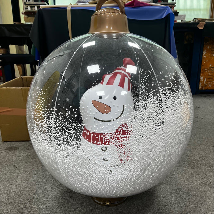 Manualidades inflables para colgar bolas de Navidad