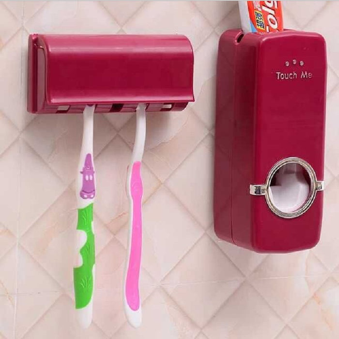 Bathroom accessories set
