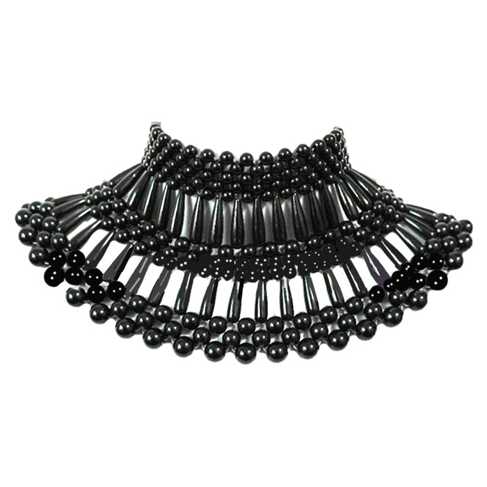 Handgestrickte Kleidung Schmuck Shooting Perlenschal