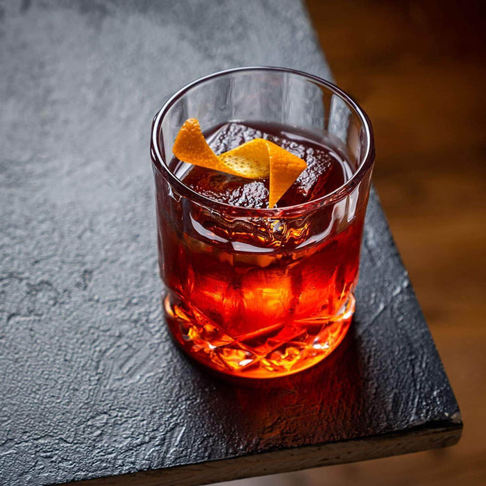 Whisky Chilling Stones Geschenkset mit 2 charakteristischen Kristallgläsern