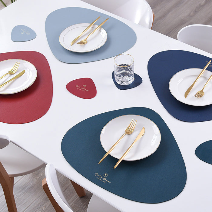 Inyahome Pu-Tischsets für Tisch, wasserdichtes, rutschfestes Isolierleder