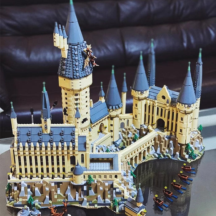 Movie Classics 16060 Magische Schule Schloss Modell 6120pcs Modular
