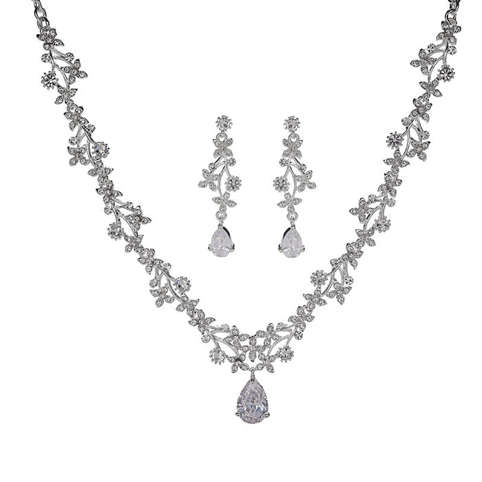 Halskette und Ohrstecker Modeschmuck Set für Frauen
